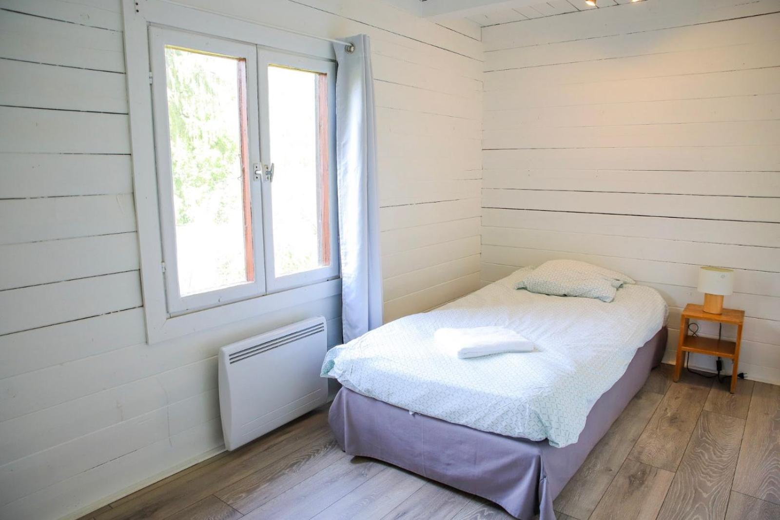 Les Cabanes Parisiennes - Chalets 1H30 From Paris - 62P Sainte-Geneviève-des-Bois Eksteriør billede