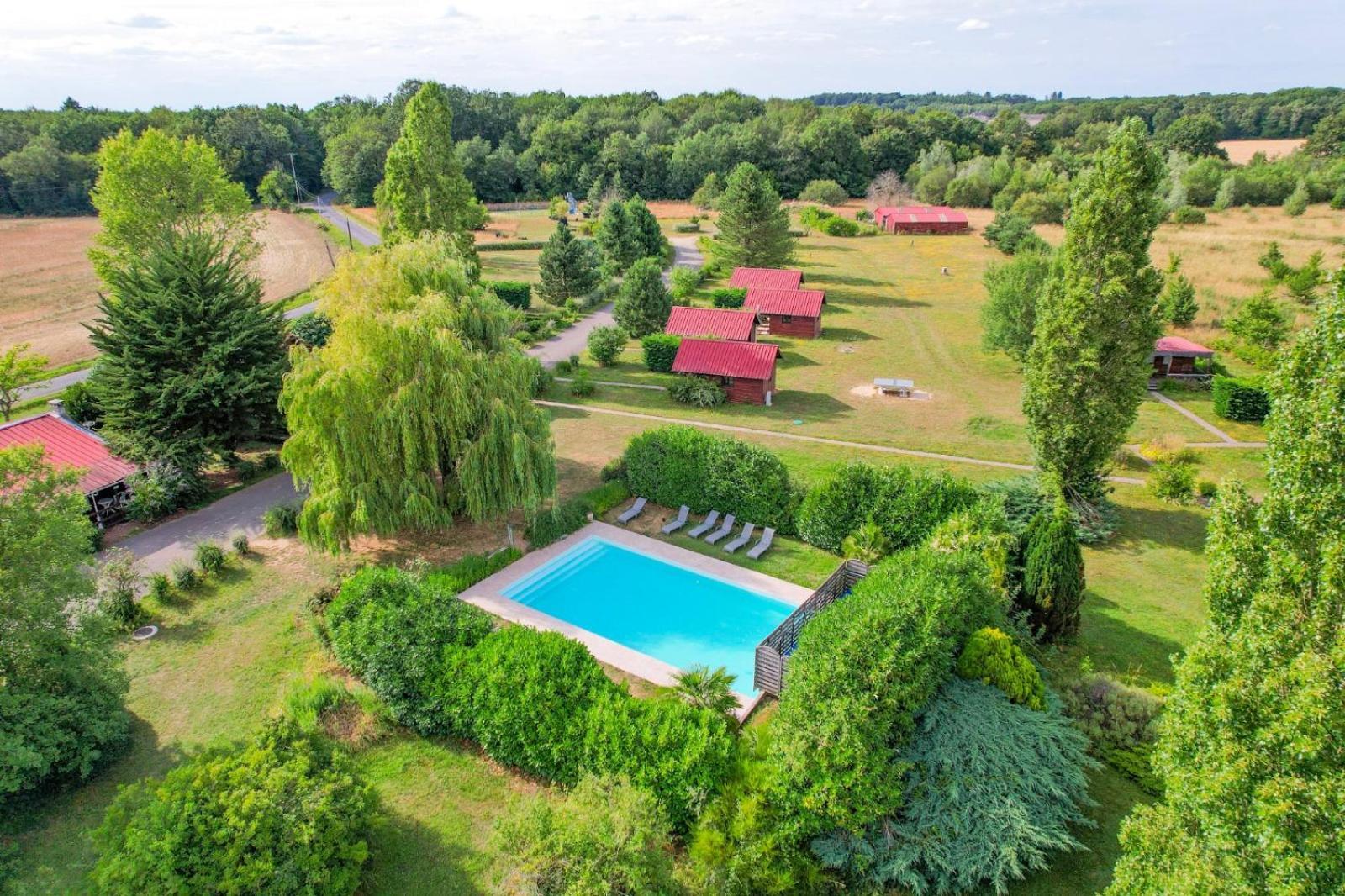 Les Cabanes Parisiennes - Chalets 1H30 From Paris - 62P Sainte-Geneviève-des-Bois Eksteriør billede